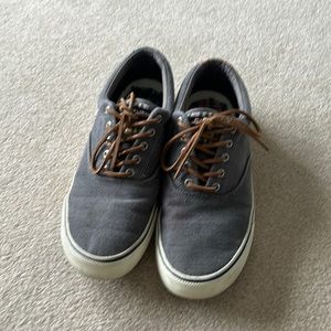 Sperry Topsiders